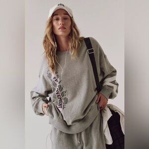NWT Free People Movement All Star Buti Logo Pullover In Heather Grey/White Combo